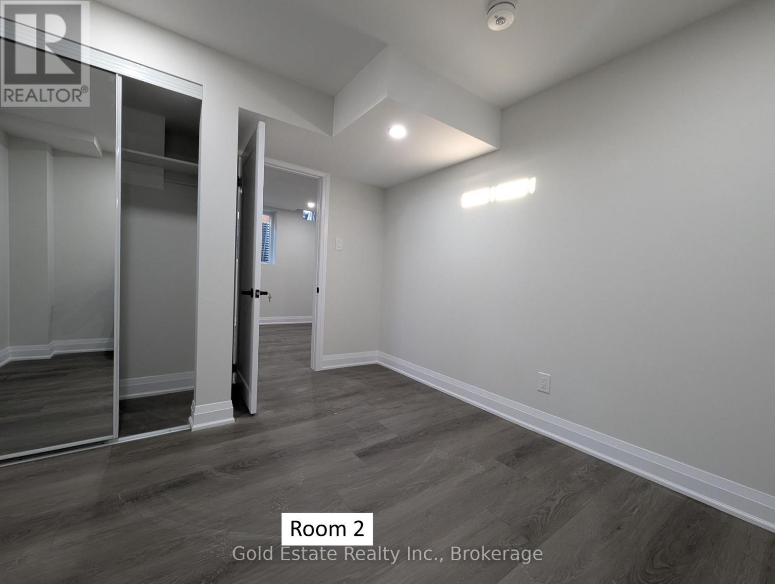 Lower - 37 Westfield Trail S, Oakville, Ontario  L6H 6C5 - Photo 10 - W12754948