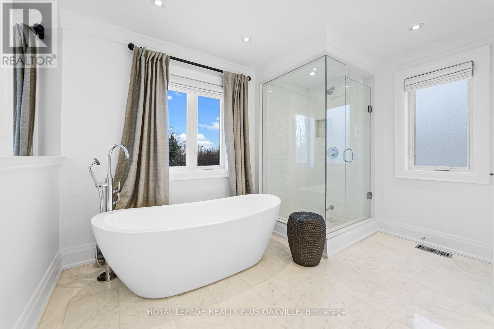 77 Spring Azure Crescent, Oakville, Ontario  L6L 6V8 - Photo 25 - W12754958