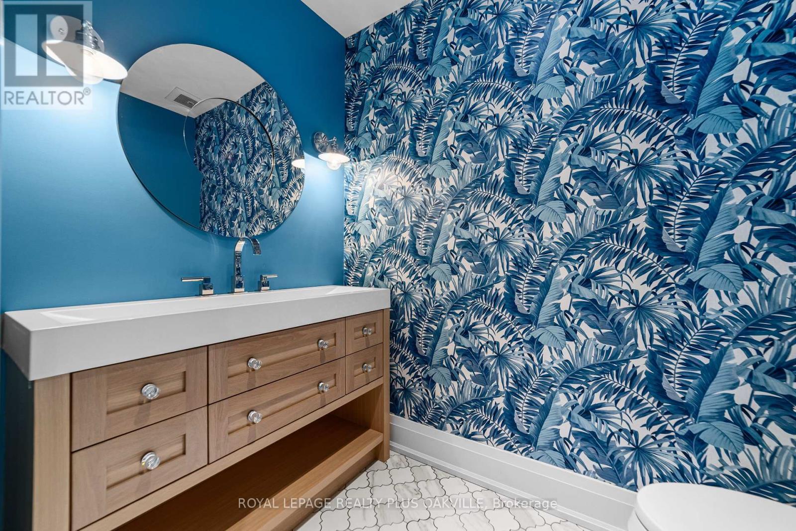 77 Spring Azure Crescent, Oakville, Ontario  L6L 6V8 - Photo 7 - W12754958