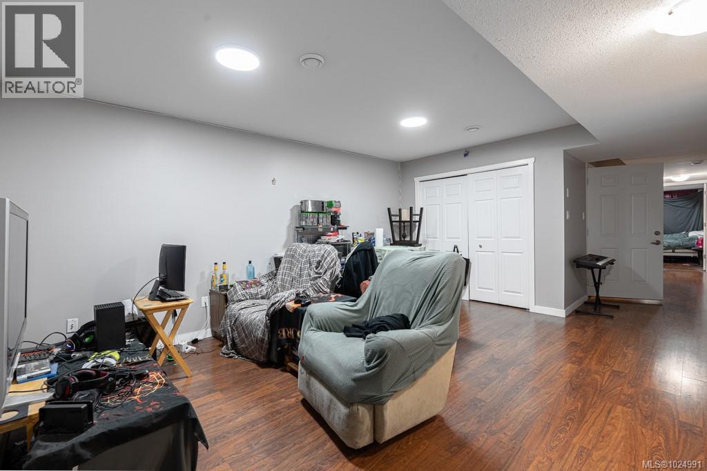 497 Poets Trail Dr, Nanaimo, British Columbia  V9R 7C5 - Photo 24 - 1024991