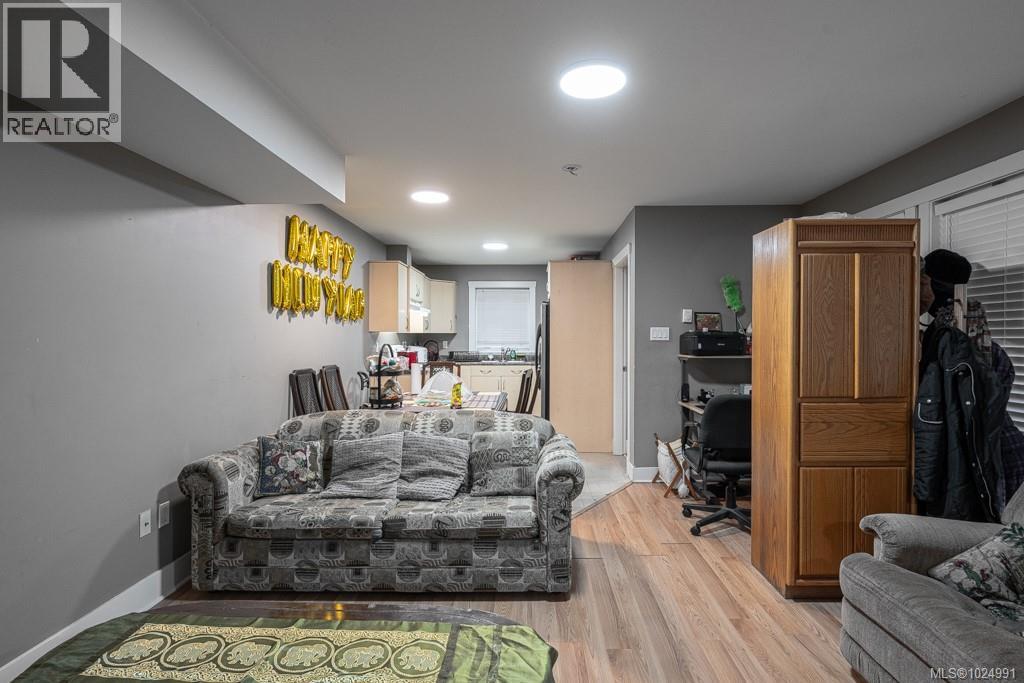 497 Poets Trail Dr, Nanaimo, British Columbia  V9R 7C5 - Photo 35 - 1024991