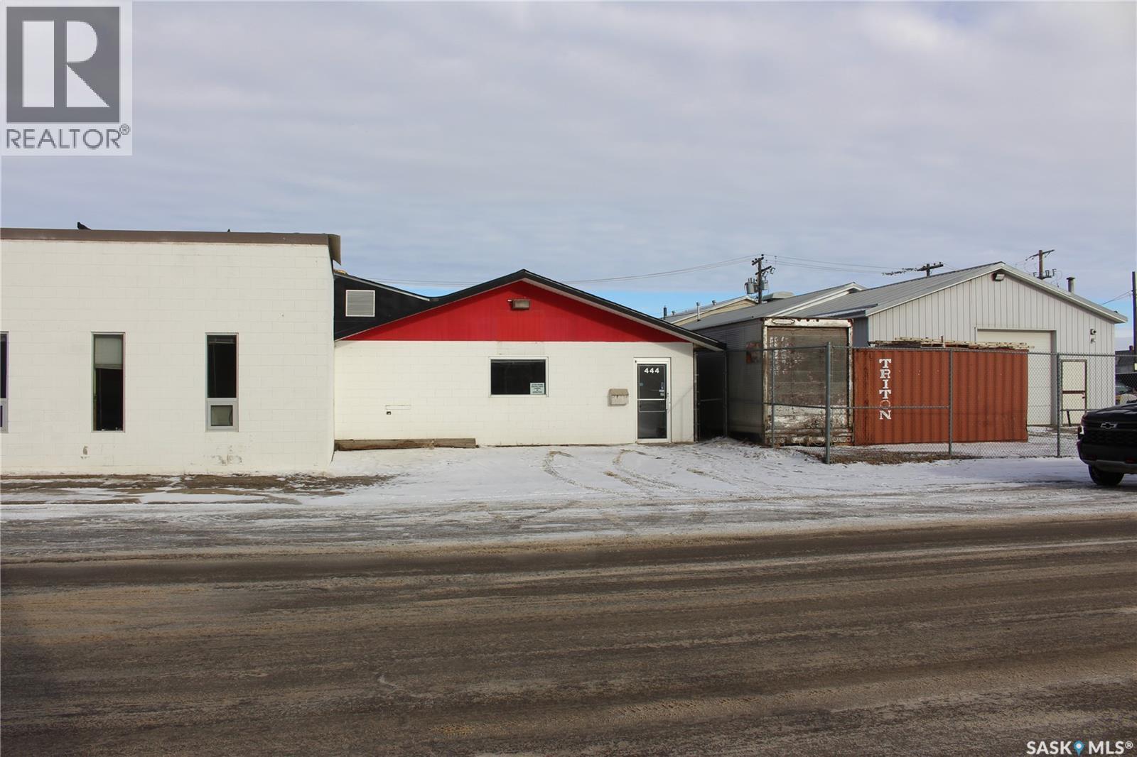 444 River Street W, Moose Jaw, Saskatchewan  S6H 6J6 - Photo 3 - SK027848