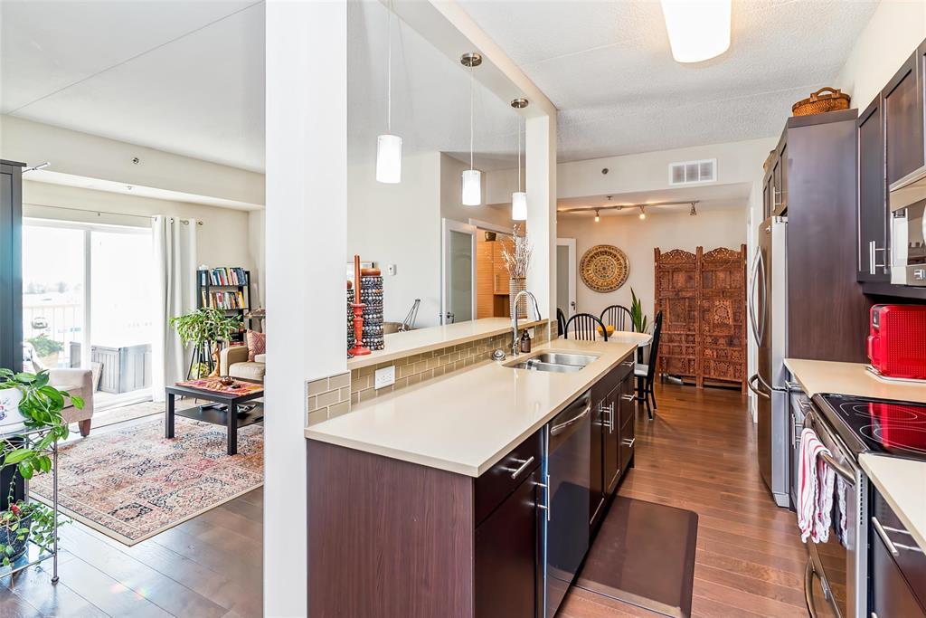 405 110 Creek Bend Road, Winnipeg, Manitoba  R2N 0H3 - Photo 1 - 202602026