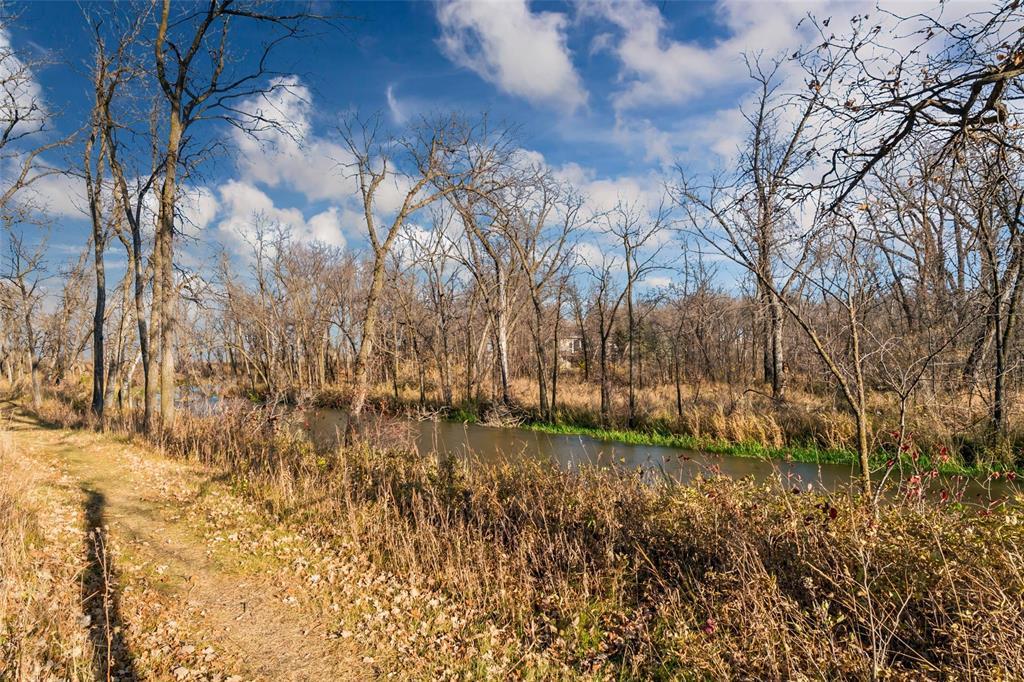 405 110 Creek Bend Road, Winnipeg, Manitoba  R2N 0H3 - Photo 37 - 202602026