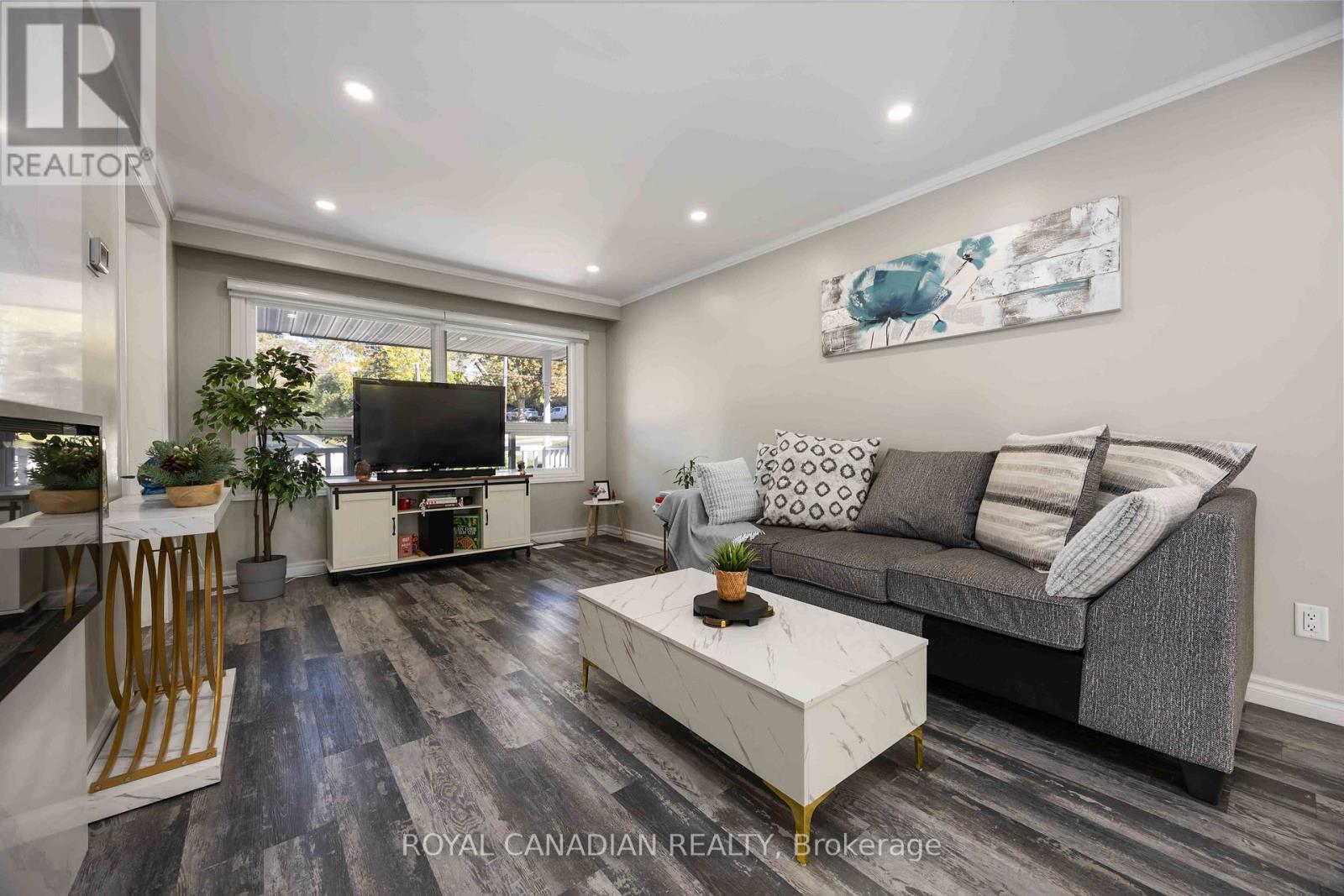 1057 King Street E, Oshawa, Ontario  L1H 1H6 - Photo 6 - E12748450