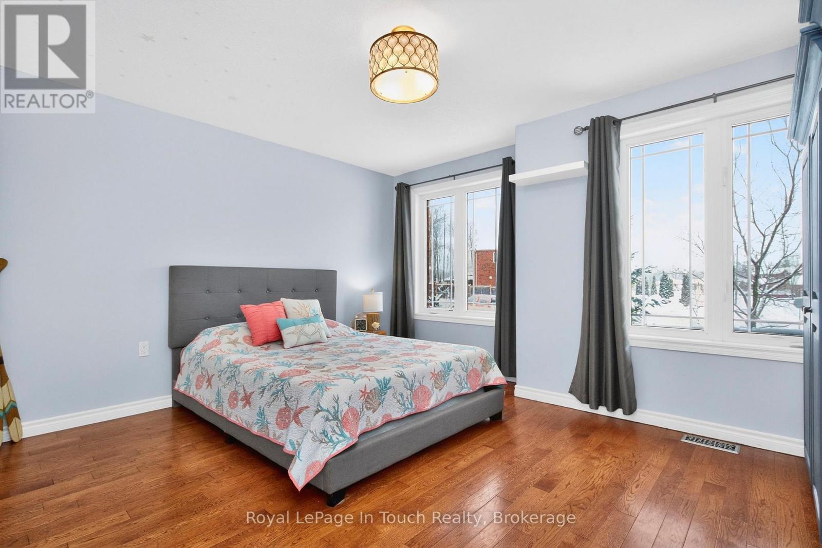 13 Hunter Avenue, Tay (Victoria Harbour), Ontario  L0K 2A0 - Photo 10 - S12755200