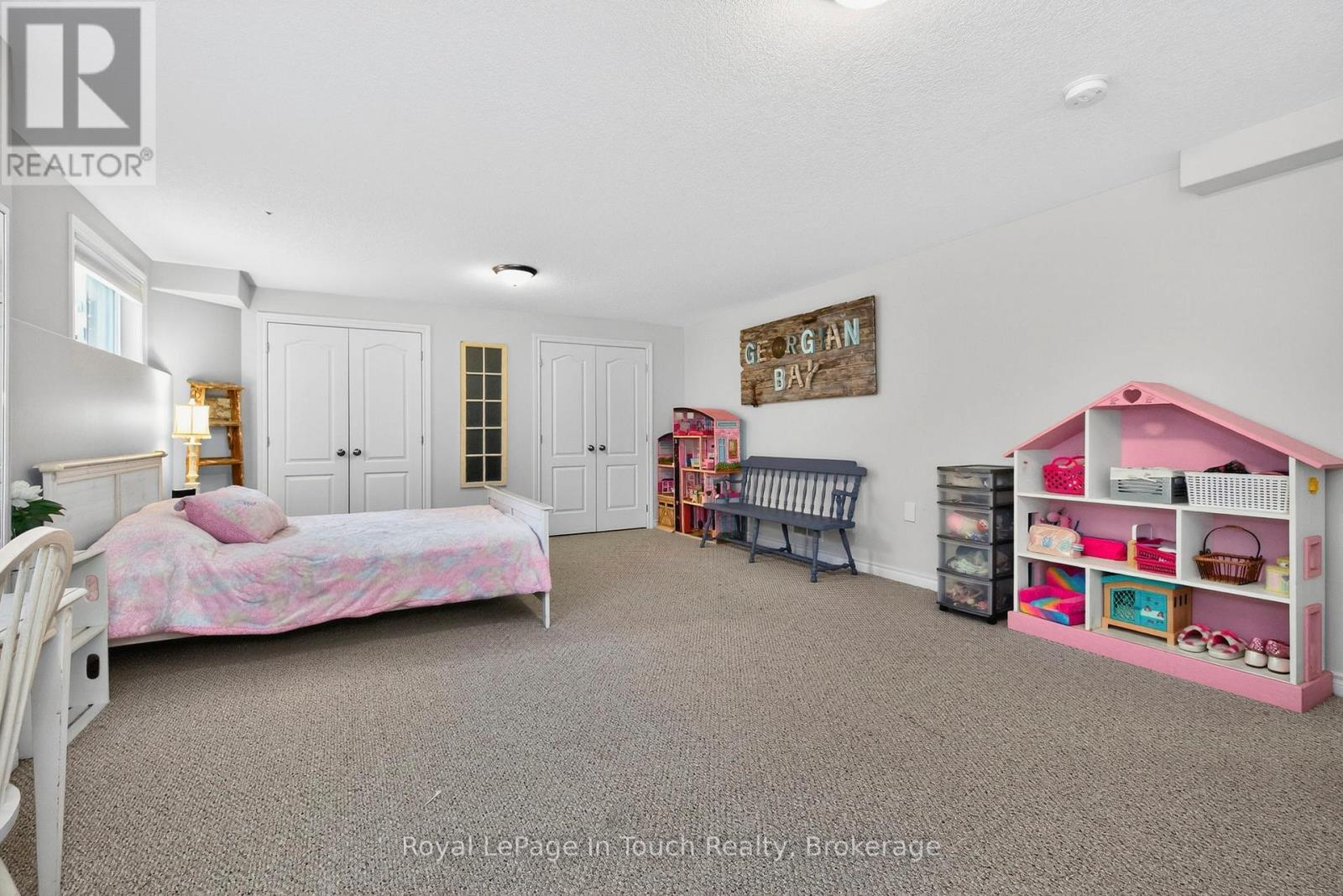 13 Hunter Avenue, Tay (Victoria Harbour), Ontario  L0K 2A0 - Photo 36 - S12755200