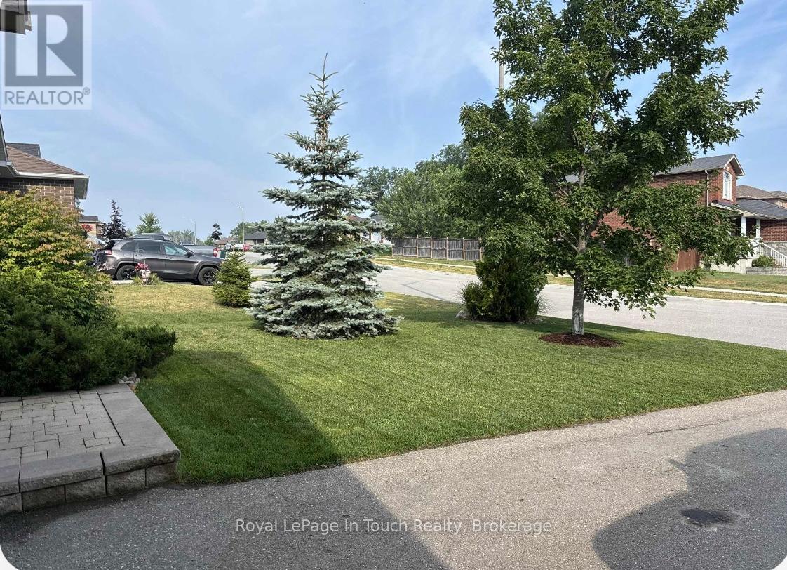 13 Hunter Avenue, Tay (Victoria Harbour), Ontario  L0K 2A0 - Photo 44 - S12755200