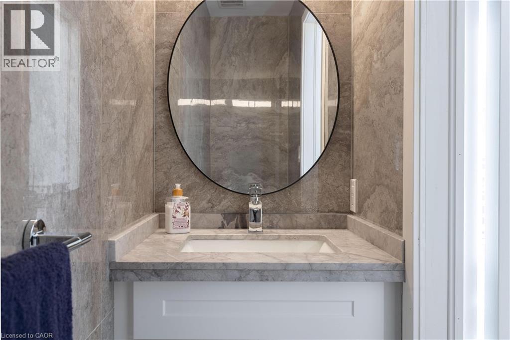 8-10 Ontario Street, Grimsby, Ontario  L3M 3G9 - Photo 12 - 40802695