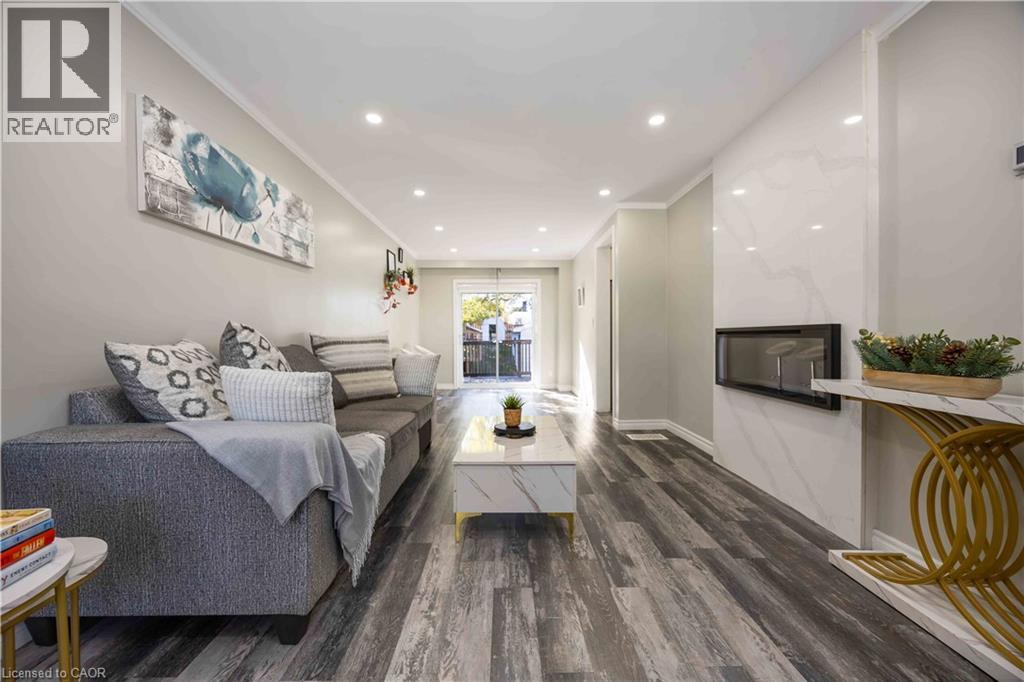 1057 King Street E, Oshawa, Ontario  L1H 1H6 - Photo 5 - 40801467