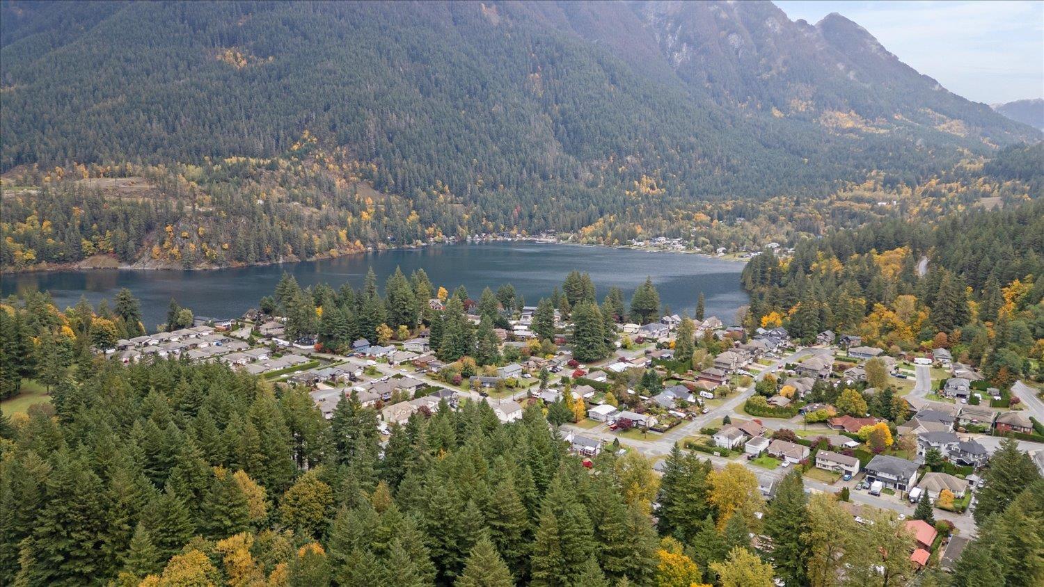 65885 Ogilview Drive, Kawkawa Lake, Hope, British Columbia  V0X 1L1 - Photo 36 - R3086201