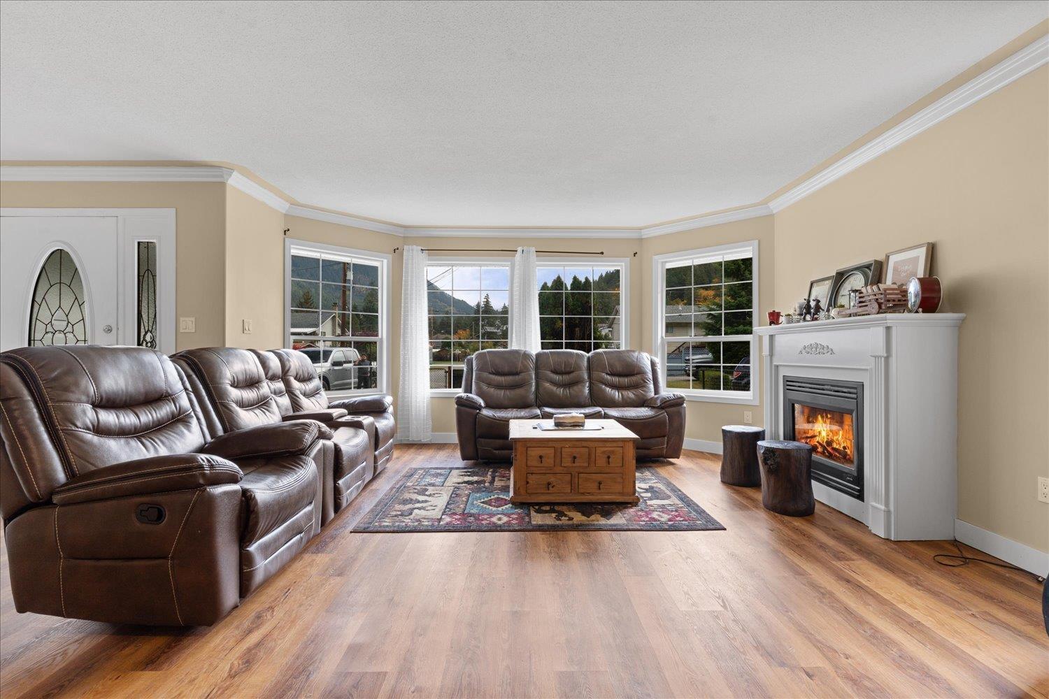 65885 Ogilview Drive, Kawkawa Lake, Hope, British Columbia  V0X 1L1 - Photo 8 - R3086201