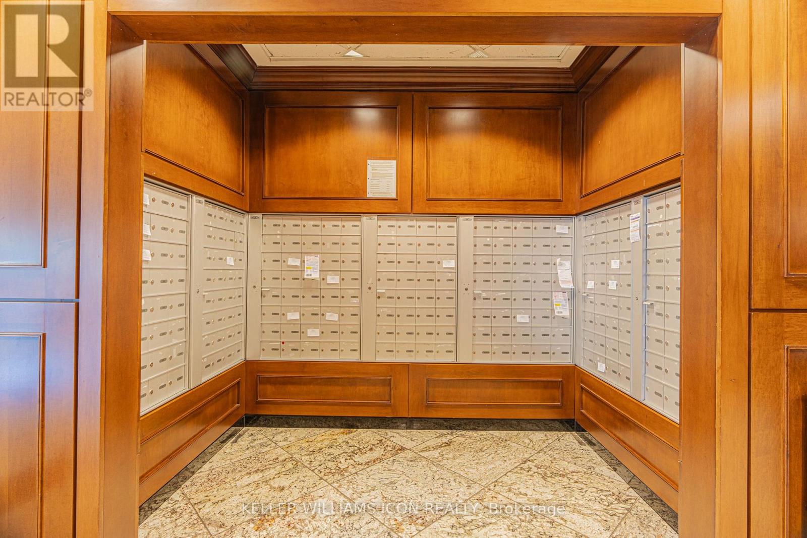 1301 - 195 Besserer Street, Ottawa, Ontario  K1N 0B6 - Photo 4 - X12755064