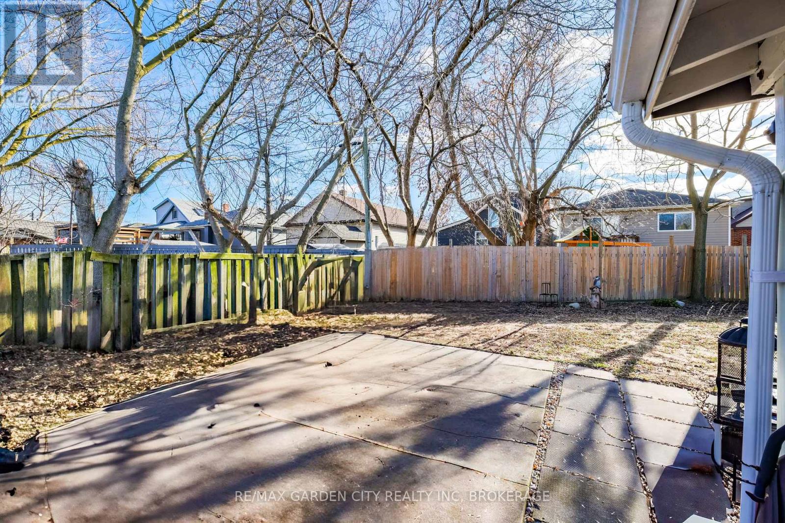 26 Garnet Street, St. Catharines, Ontario  L2M 5E8 - Photo 17 - X12755086