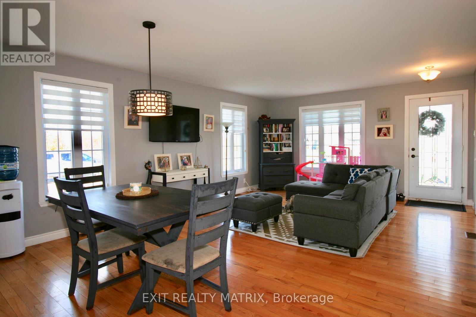 3532-3534 Front Road, East Hawkesbury, Ontario  K6A 2R2 - Photo 19 - X12755120