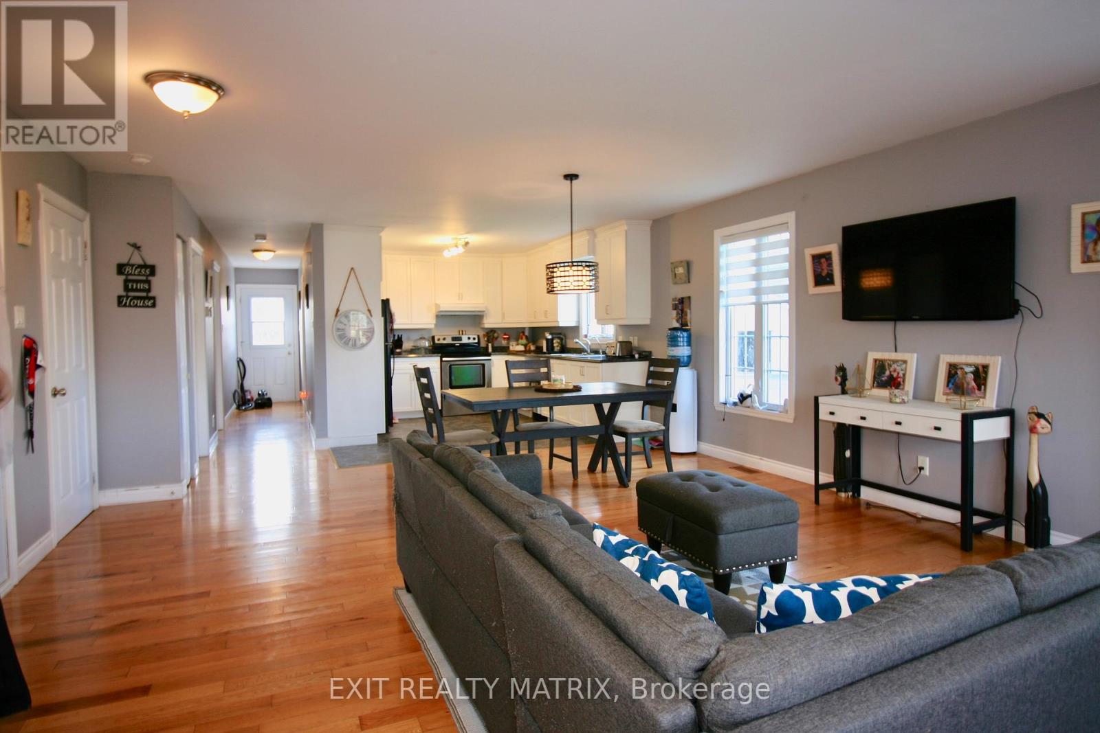 3532-3534 Front Road, East Hawkesbury, Ontario  K6A 2R2 - Photo 17 - X12755120