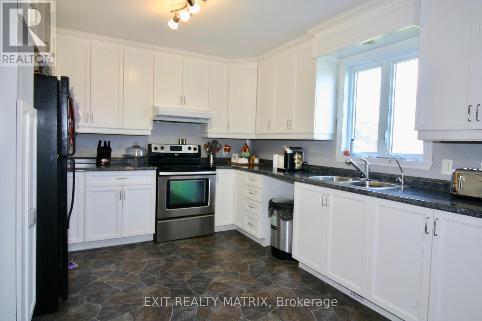 3532-3534 Front Road, East Hawkesbury, Ontario  K6A 2R2 - Photo 20 - X12755120