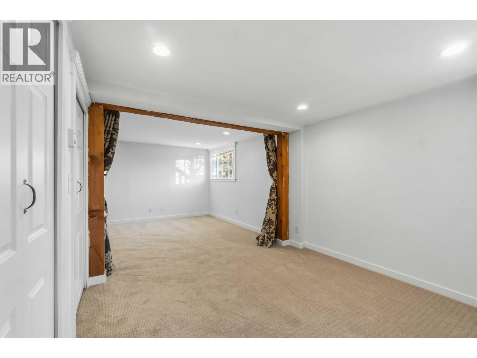 Listing Picture 22 of 34 : 621 E 23RD AVENUE, Vancouver / 溫哥華 - 魯藝地產 Yvonne Lu Group - MLS Medallion Club Member