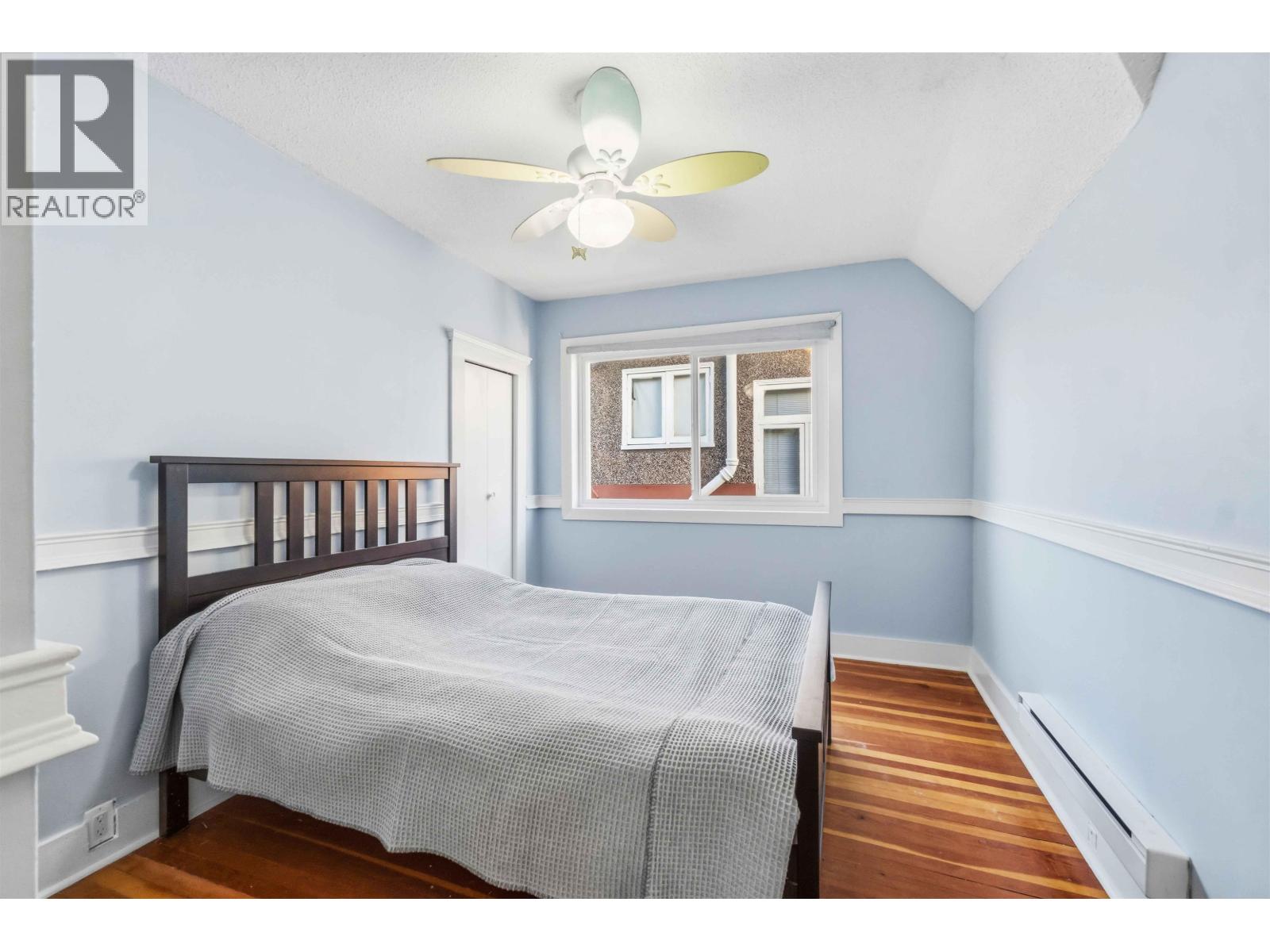 Listing Picture 14 of 34 : 621 E 23RD AVENUE, Vancouver / 溫哥華 - 魯藝地產 Yvonne Lu Group - MLS Medallion Club Member