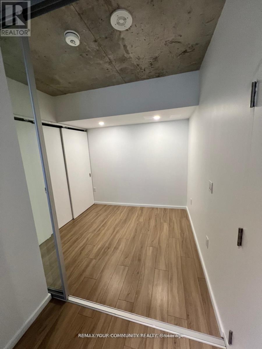 302 - 21 Lawren Harris Square, Toronto, Ontario  M5A 0T4 - Photo 9 - C12755162