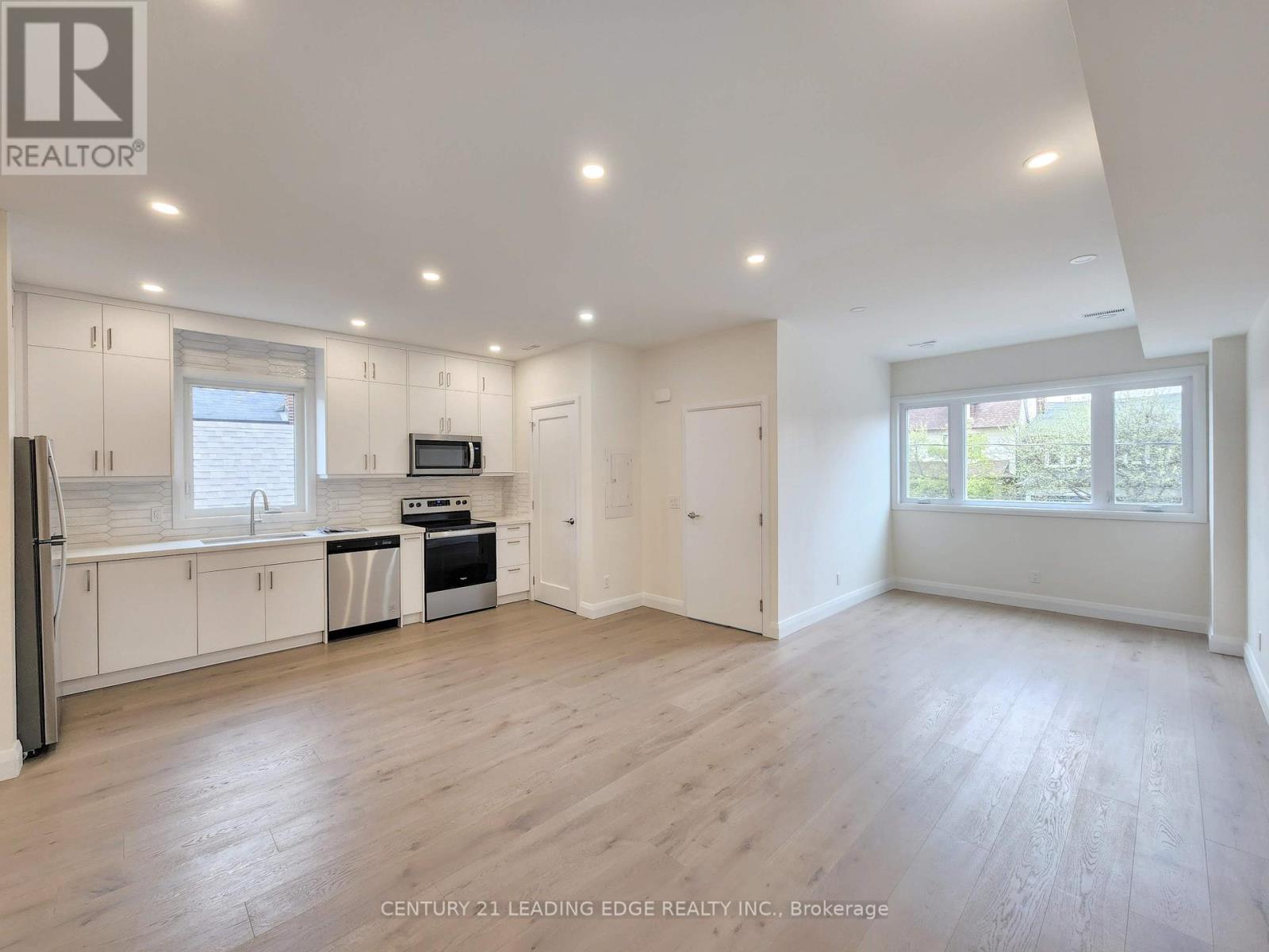 2nd Fl - 346 Lauder Avenue, Toronto, Ontario  M6E 3H8 - Photo 2 - C12755188