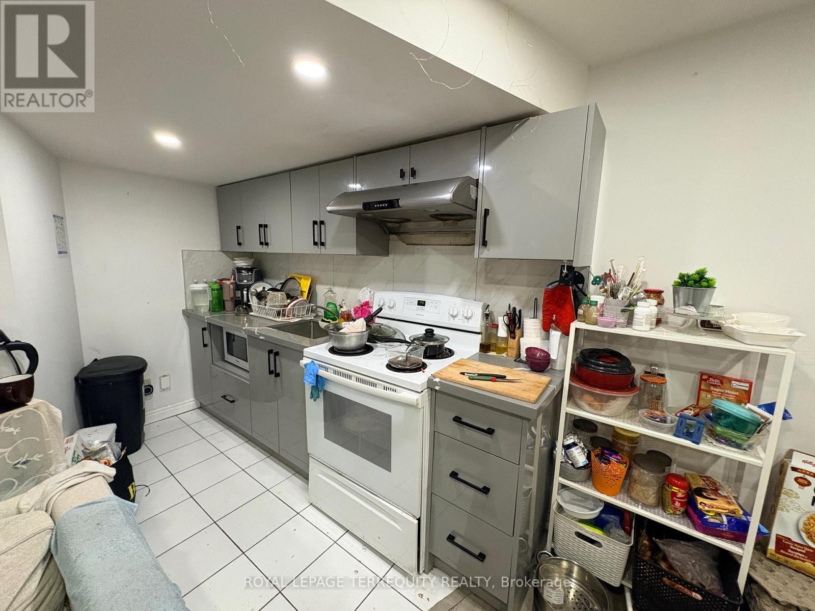 Bsmt - 161 Ponymeadow Terrace, Toronto, Ontario  M1C 4K7 - Photo 6 - E12755080