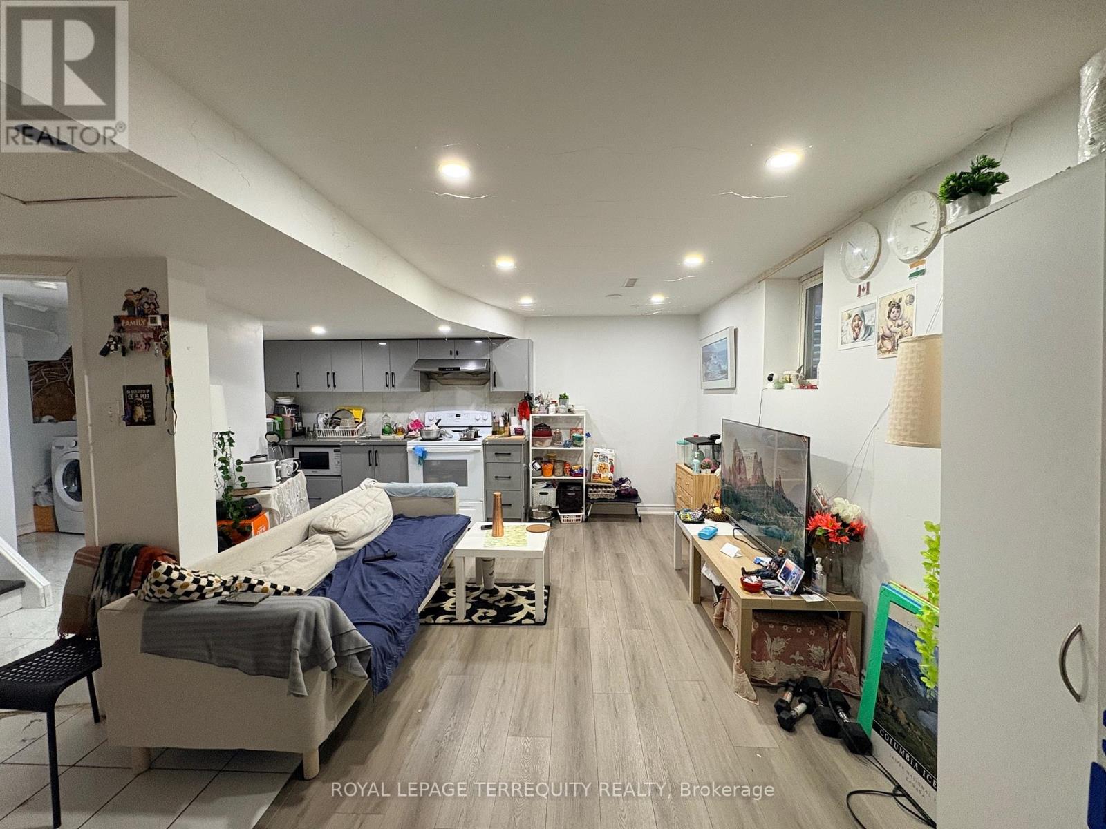 Bsmt - 161 Ponymeadow Terrace, Toronto, Ontario  M1C 4K7 - Photo 9 - E12755080