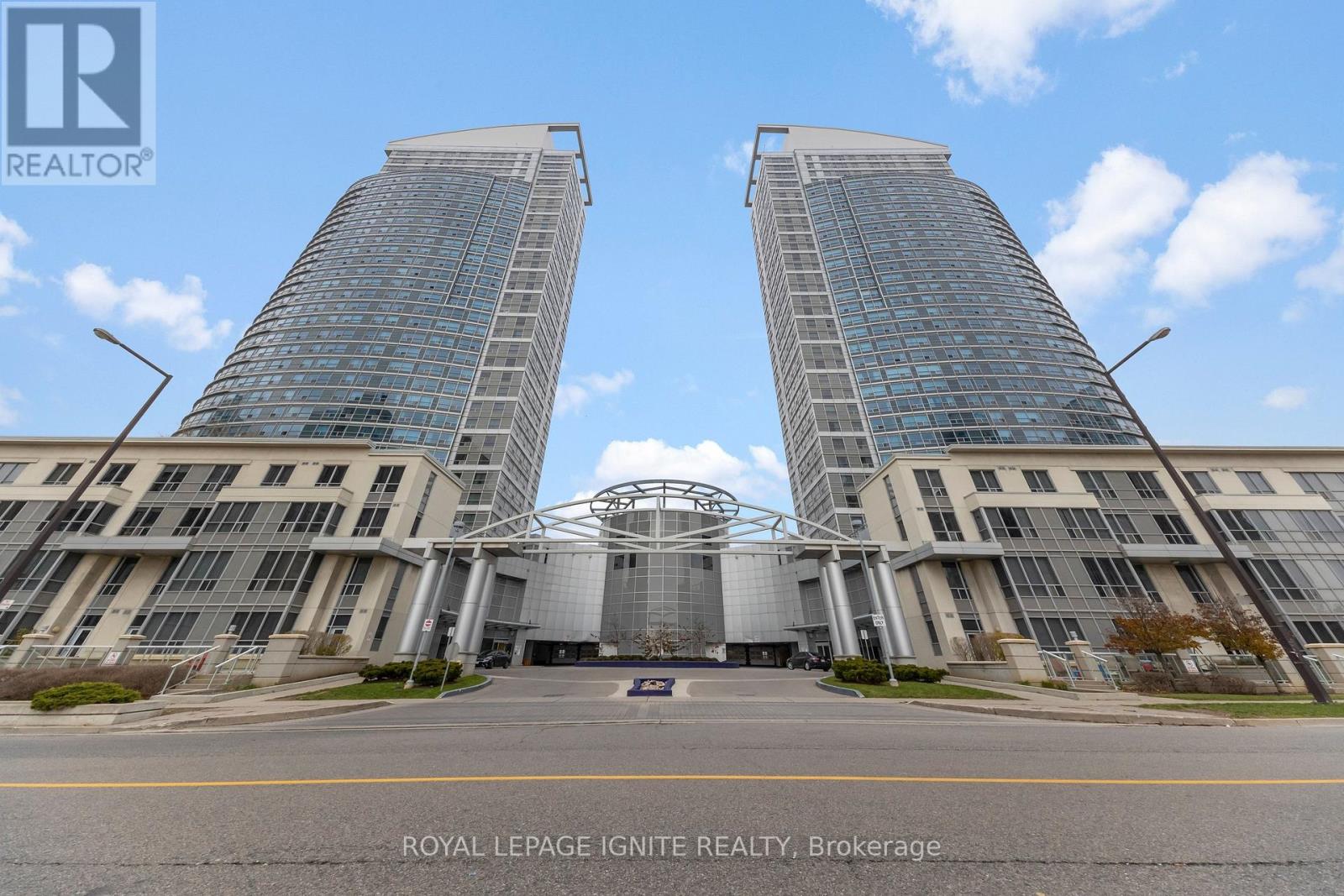 1212 - 36 LEE CENTRE DRIVE, Toronto, Ontario