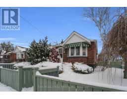 319 COSBURN AVENUE, Toronto, Ontario
