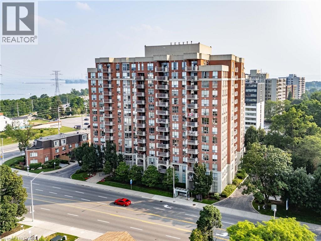 442 MAPLE Avenue Unit# 401, Burlington, Ontario