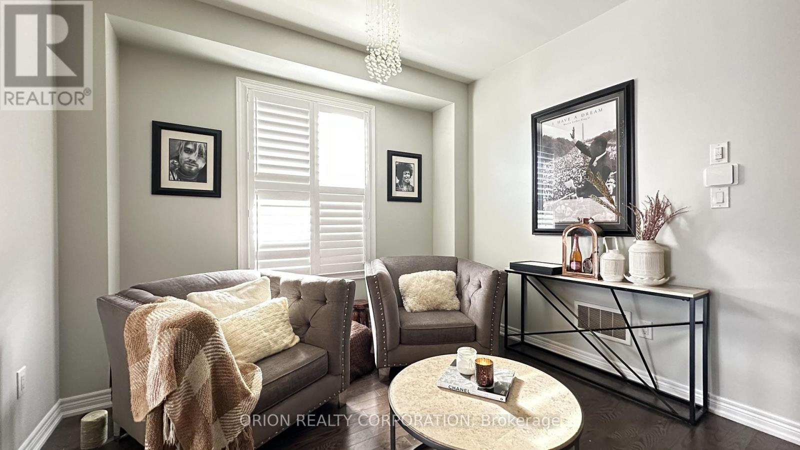 2008 Mullen Street, Innisfil, Ontario  L9S 0J8 - Photo 11 - N12754988