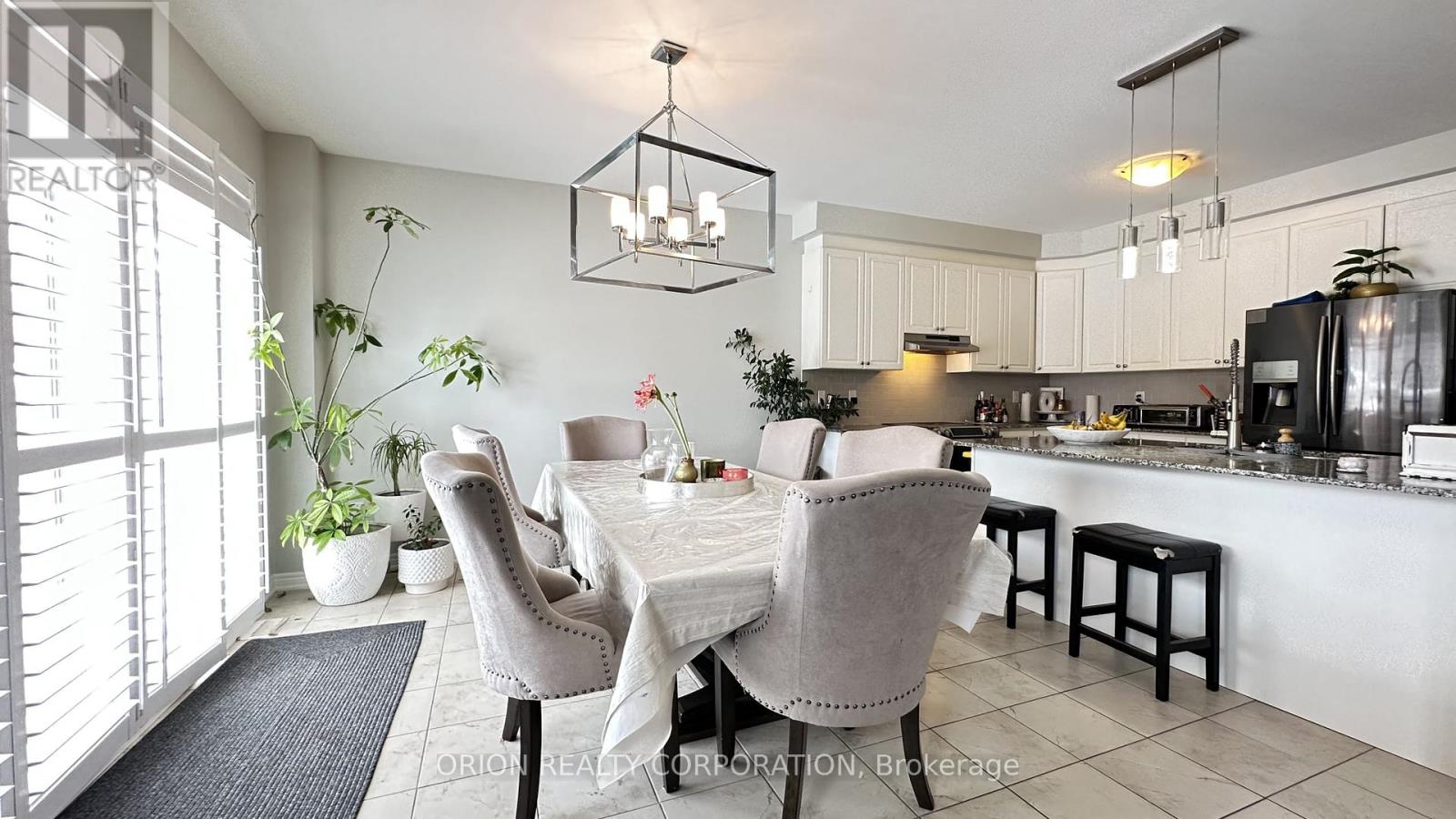 2008 Mullen Street, Innisfil, Ontario  L9S 0J8 - Photo 7 - N12754988