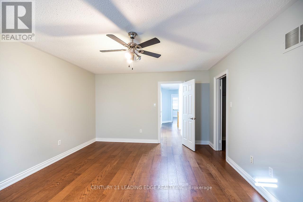 121 Trail Ridge Lane, Markham, Ontario  L6C 2C6 - Photo 34 - N12755142