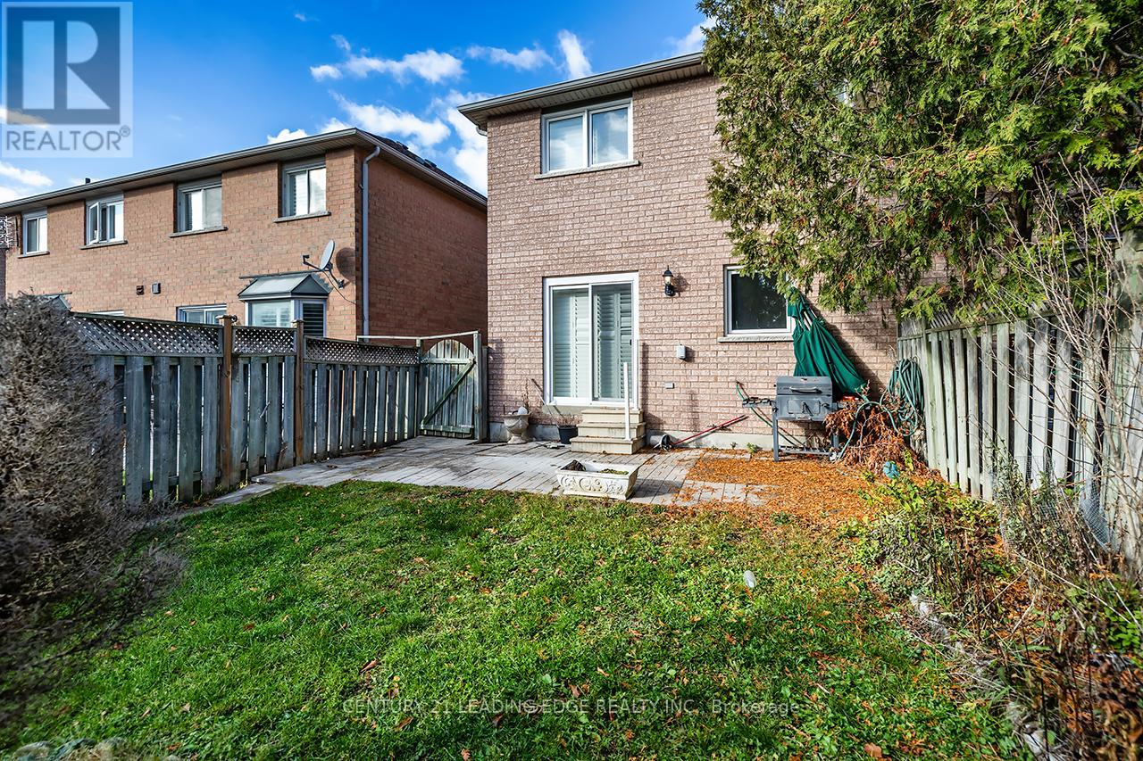 121 Trail Ridge Lane, Markham, Ontario  L6C 2C6 - Photo 37 - N12755142