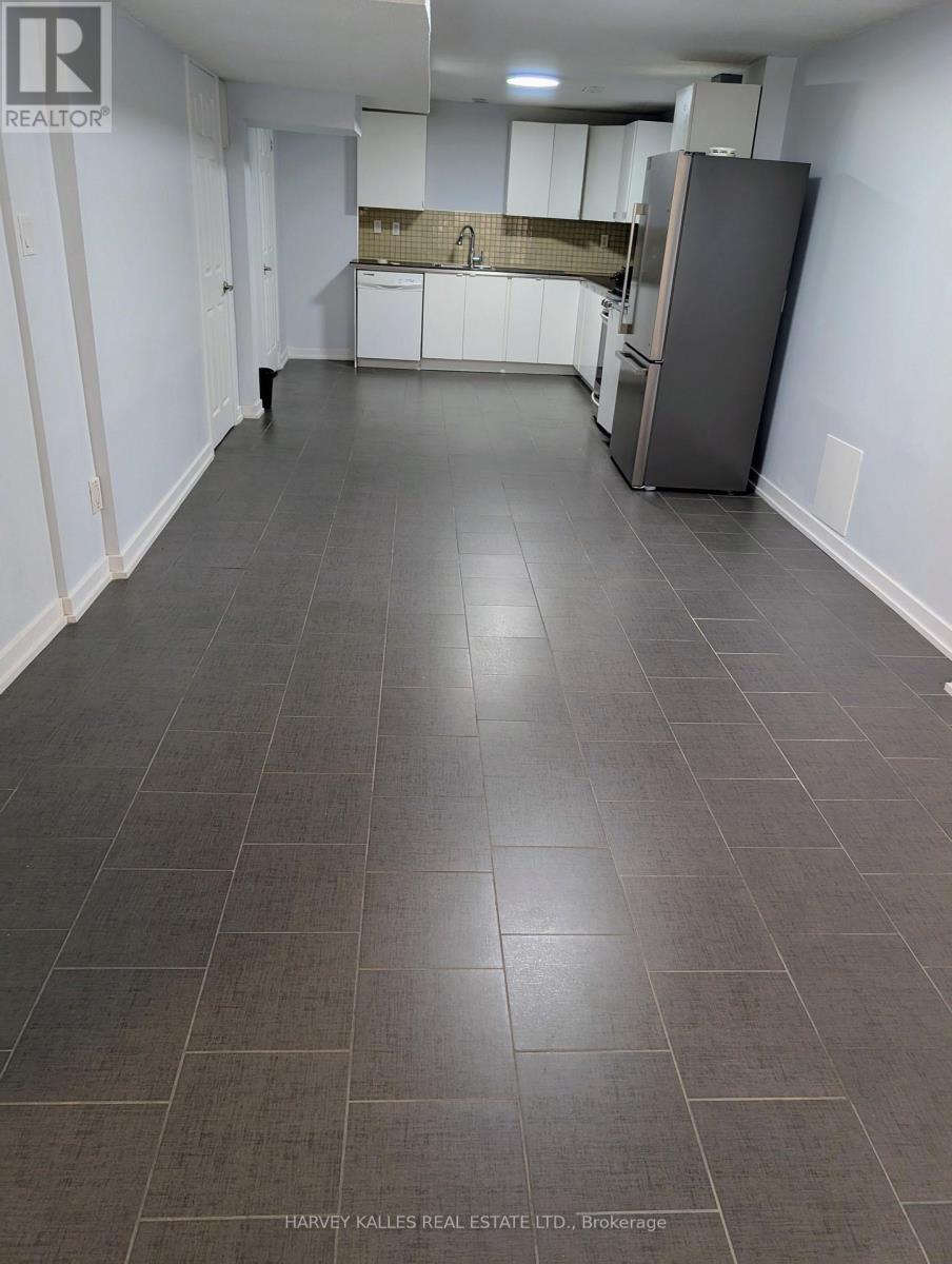 Bsmt - 49 Beatrice Way, Vaughan, Ontario  L4L 5T3 - Photo 3 - N12755210