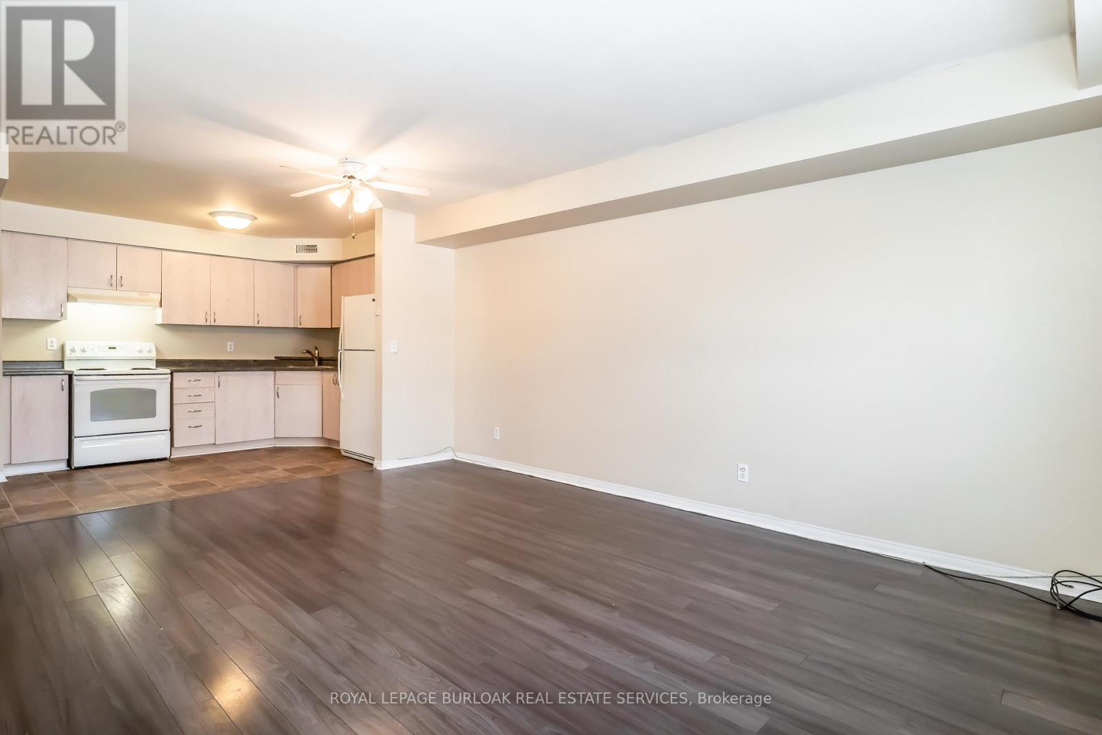 94 Sanford Street, Barrie (Sanford), Ontario  L4N 3C5 - Photo 10 - S12755048