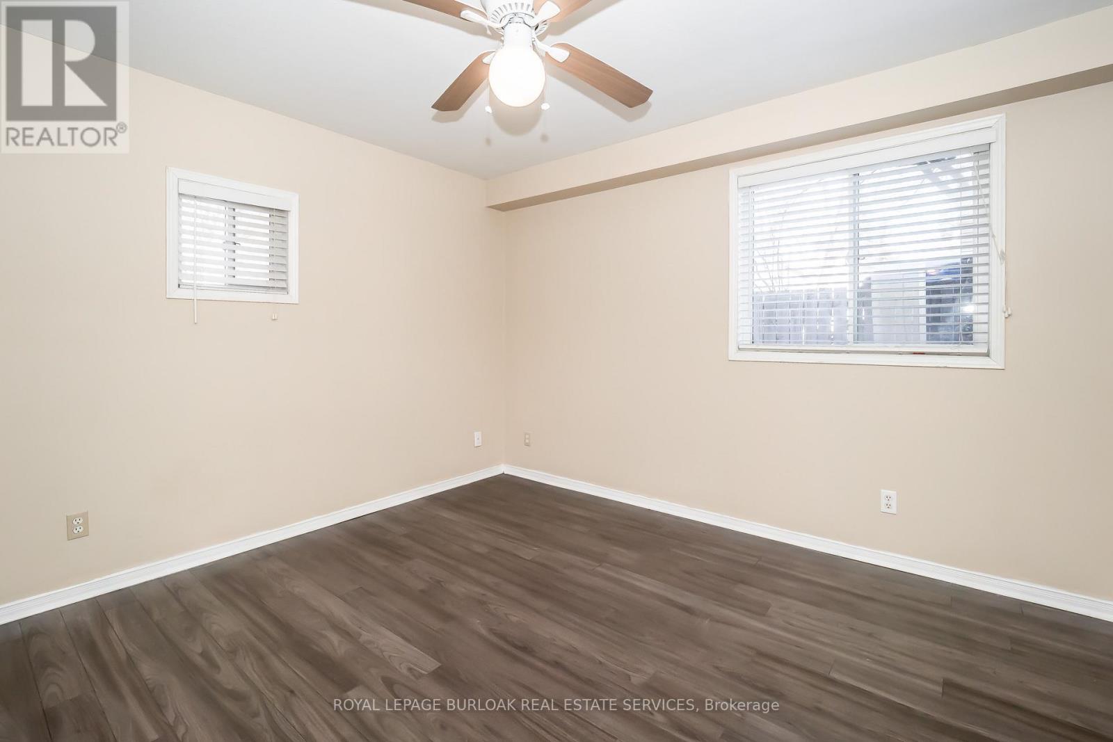 94 Sanford Street, Barrie (Sanford), Ontario  L4N 3C5 - Photo 15 - S12755048