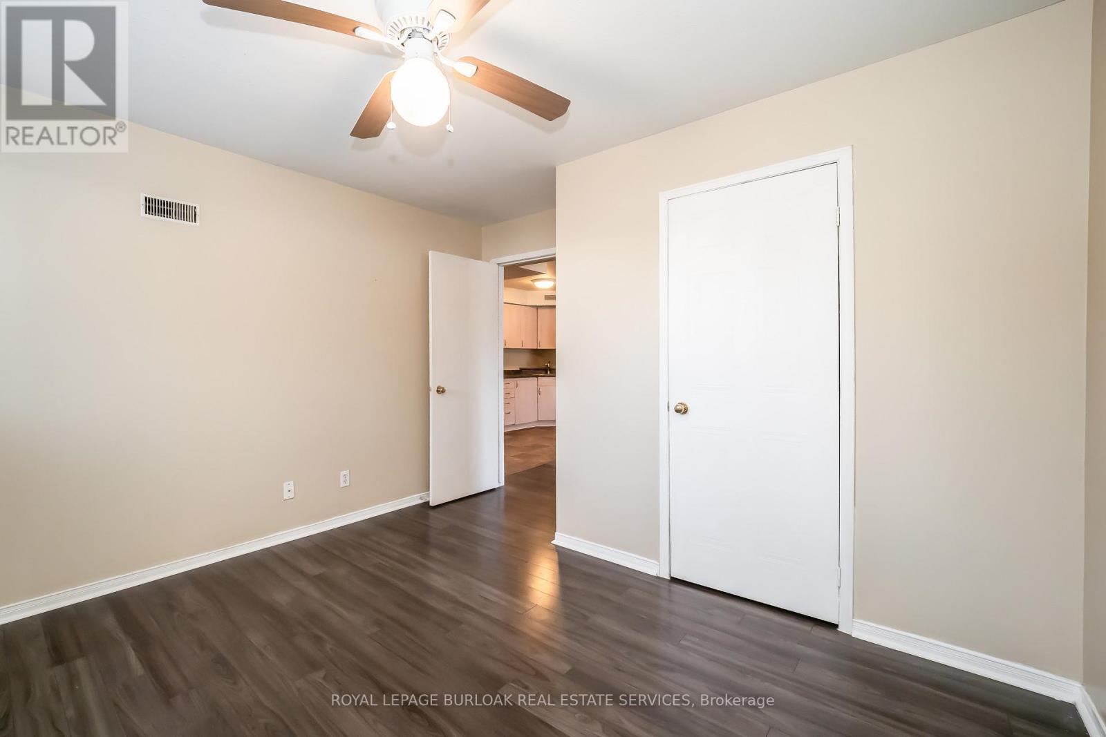 94 Sanford Street, Barrie (Sanford), Ontario  L4N 3C5 - Photo 18 - S12755048