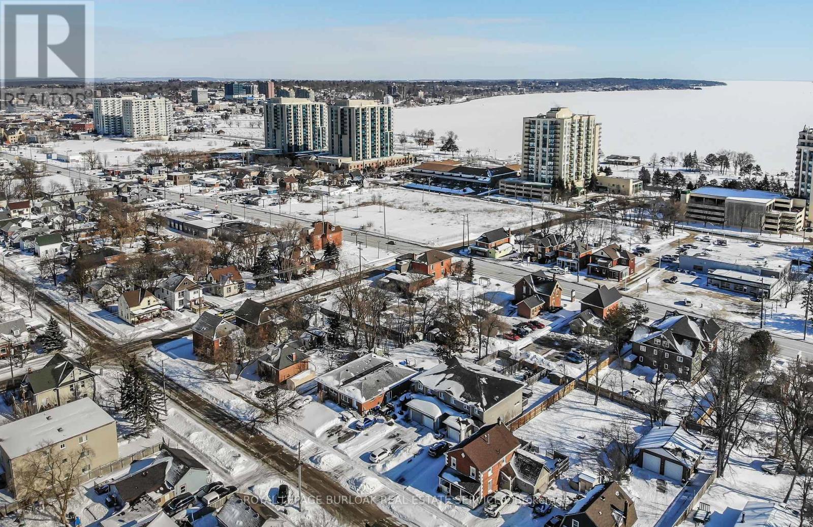 94 Sanford Street, Barrie (Sanford), Ontario  L4N 3C5 - Photo 28 - S12755048