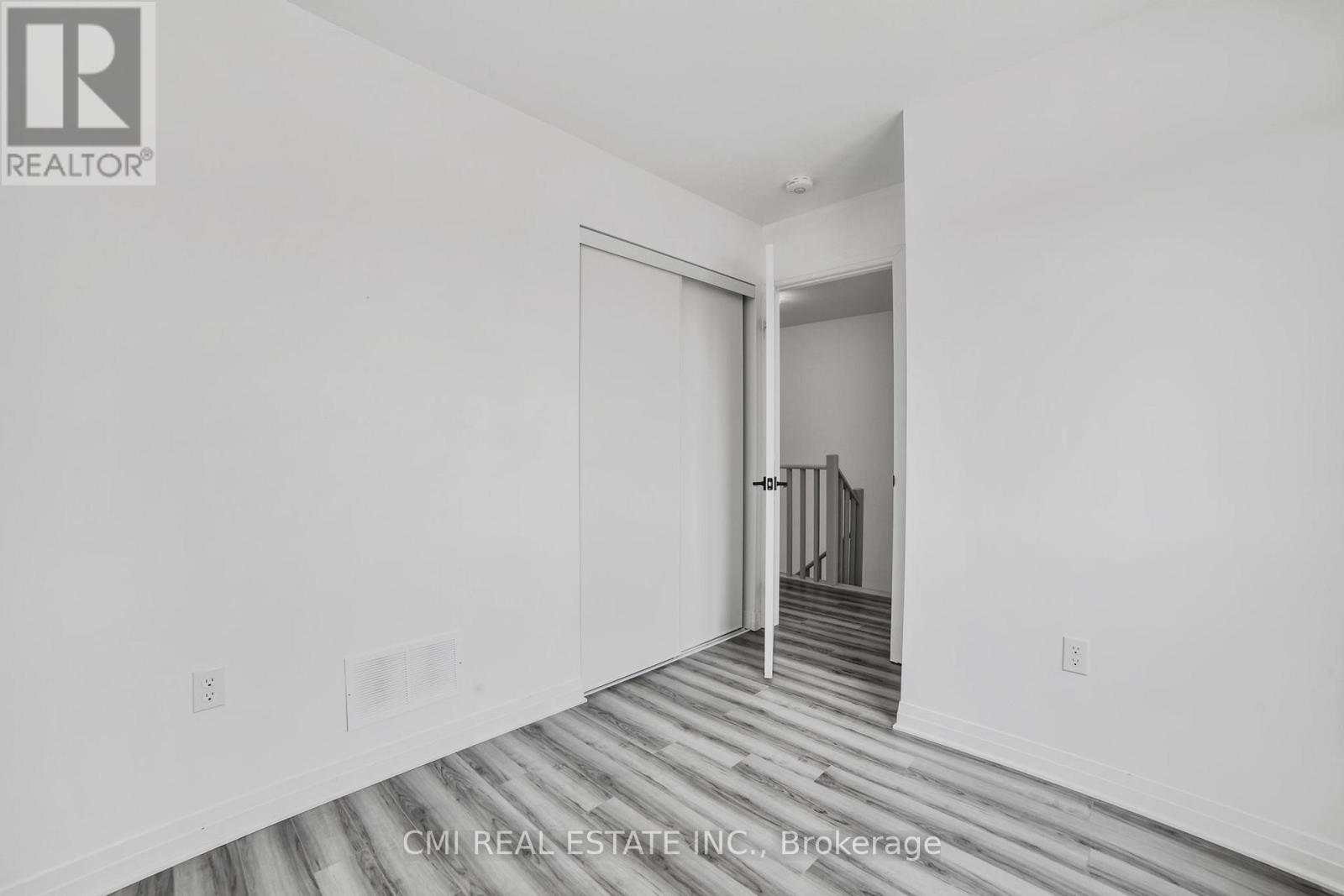 79 Gateland Drive, Barrie (Painswick South), Ontario  L9J 0N2 - Photo 19 - S12755096