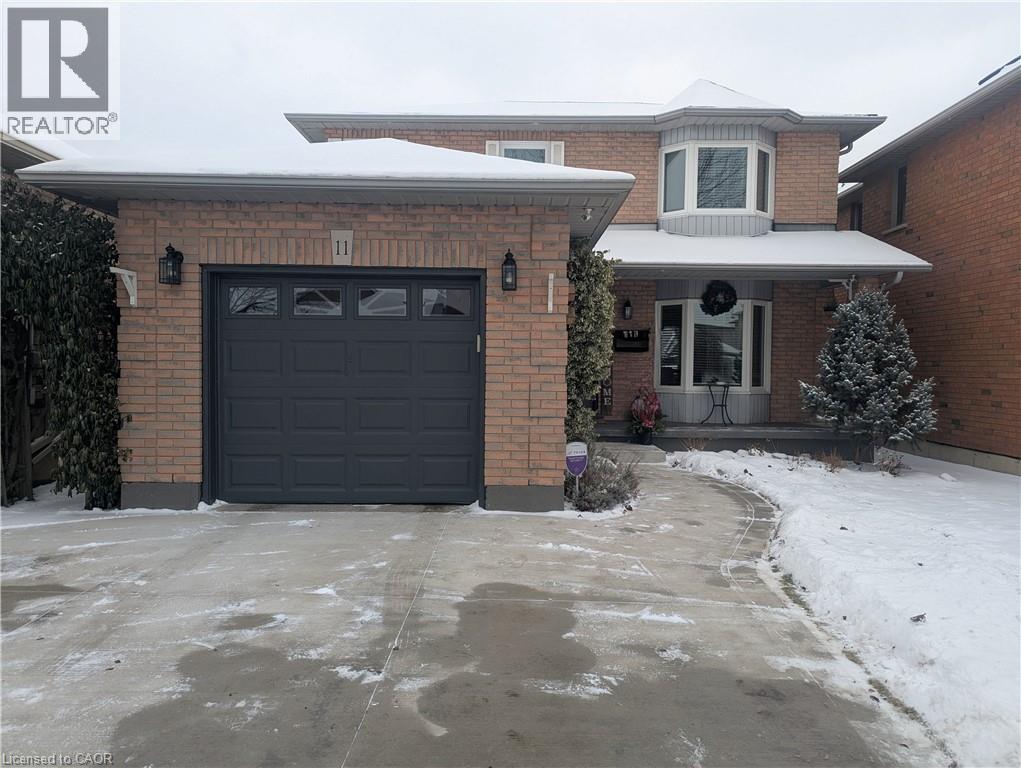 11 Jacqueline Boulevard, Hamilton, Ontario  L9B 2R1 - Photo 3 - 40795103