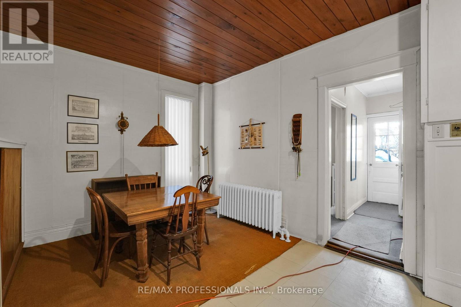 68 Dixon Avenue, Toronto, Ontario  M4L 1N6 - Photo 10 - E12754434