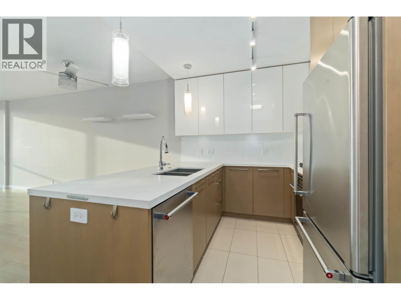 1007 271 Francis Way, New Westminster, British Columbia  V3L 0H2 - Photo 9 - R3073300