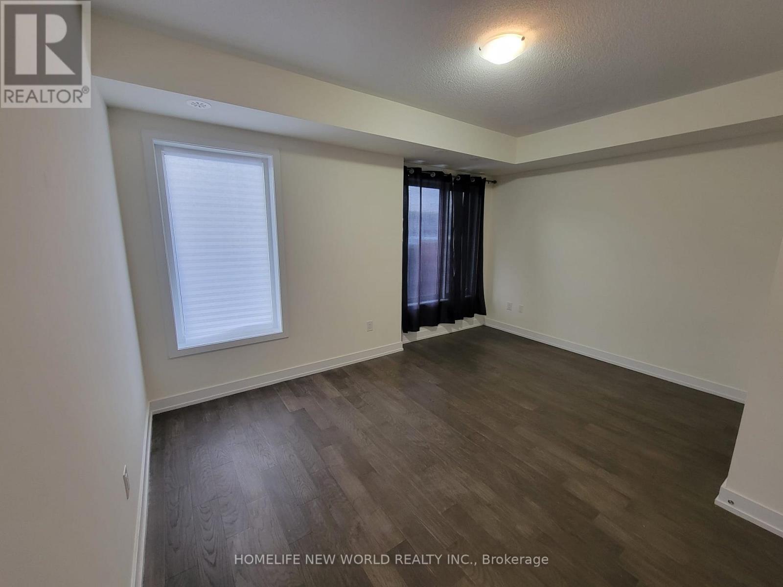 114 William Duncan Road, Toronto, Ontario  M3K 0C7 - Photo 5 - W12754986