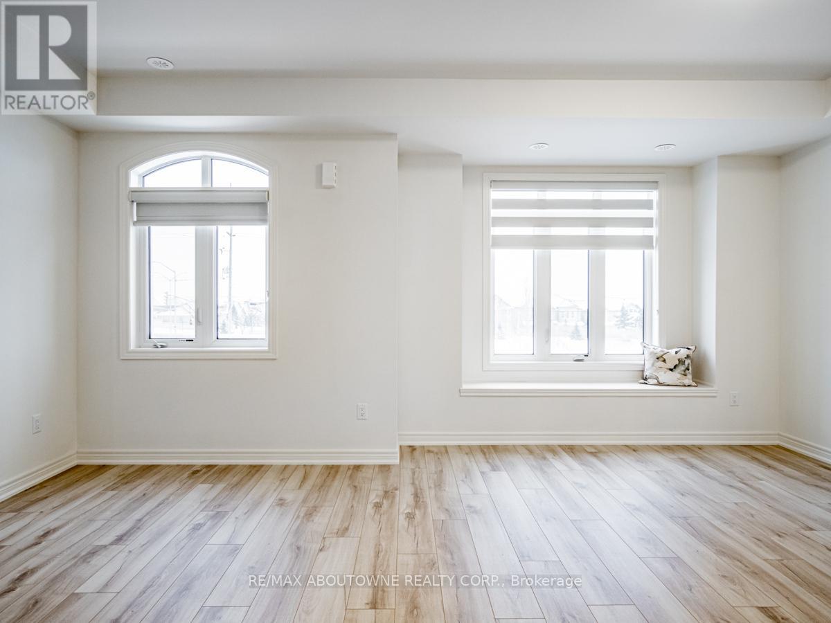 533 Dundas Street E, Oakville, Ontario  L6H 3P6 - Photo 14 - W12754998