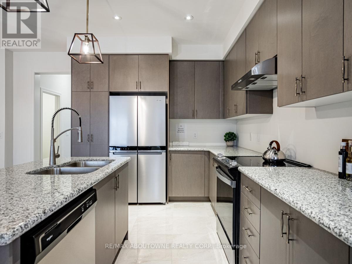 533 Dundas Street E, Oakville, Ontario  L6H 3P6 - Photo 9 - W12754998