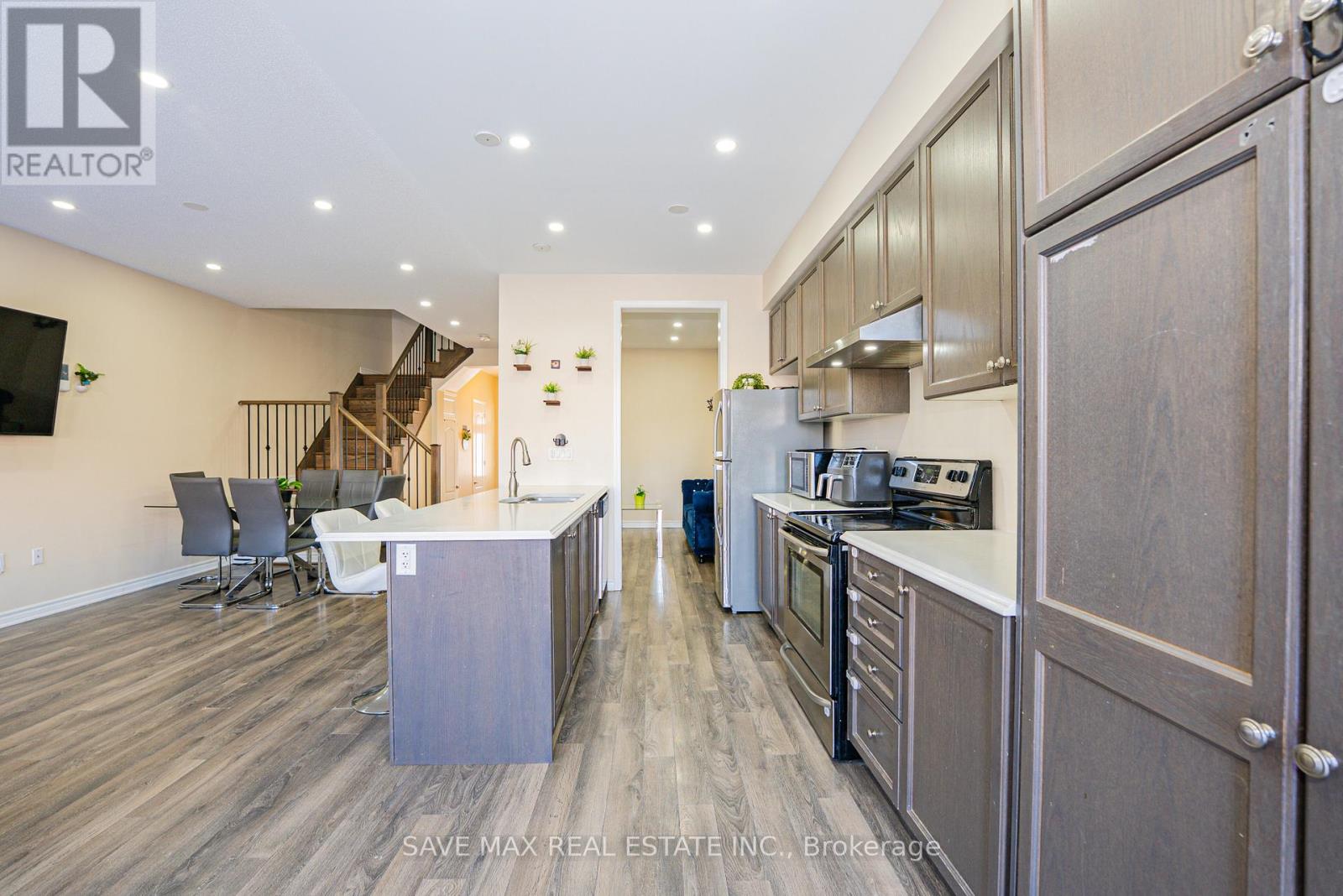 83 Maple Cider Street, Caledon, Ontario  L7C 4B8 - Photo 18 - W12755016