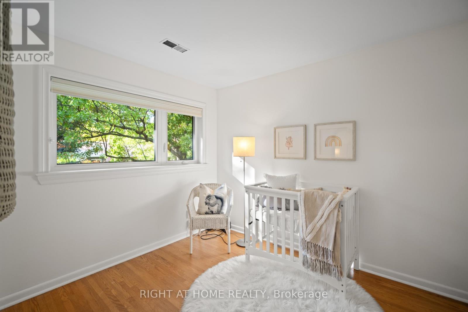 20 West Deane Valley Road, Toronto, Ontario  M9B 3K5 - Photo 20 - W12755032