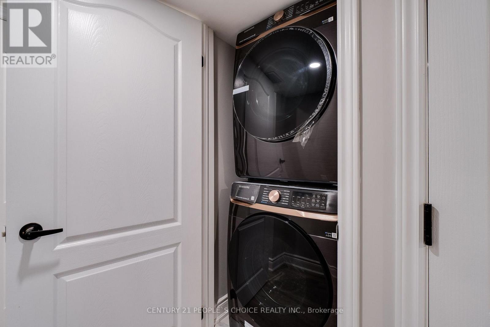 3841 Periwinkle Crescent, Mississauga, Ontario  L5N 6W8 - Photo 31 - W12755050