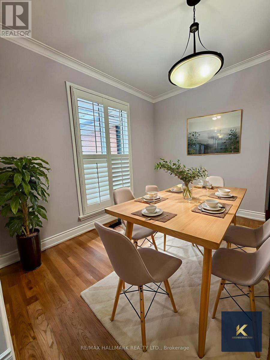 12 Sweetland Road, Toronto, Ontario  M9P 3K9 - Photo 4 - W12755070